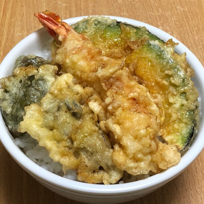 海老と牡蠣の天丼♪